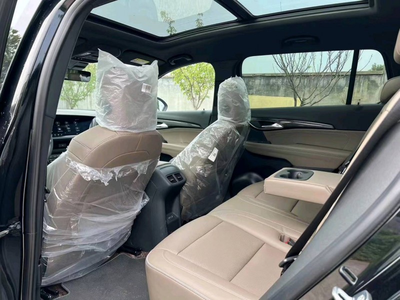 青岛23年别克昂科威8