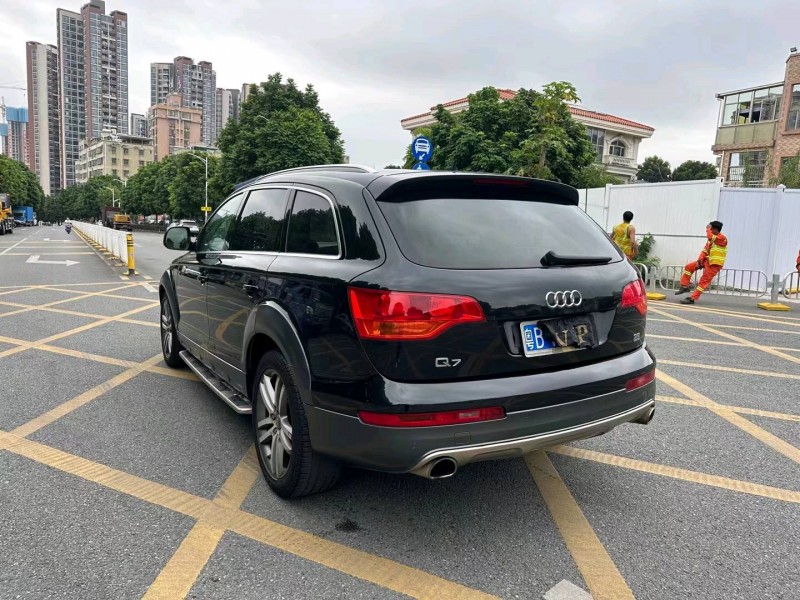 东莞09年奥迪Q76