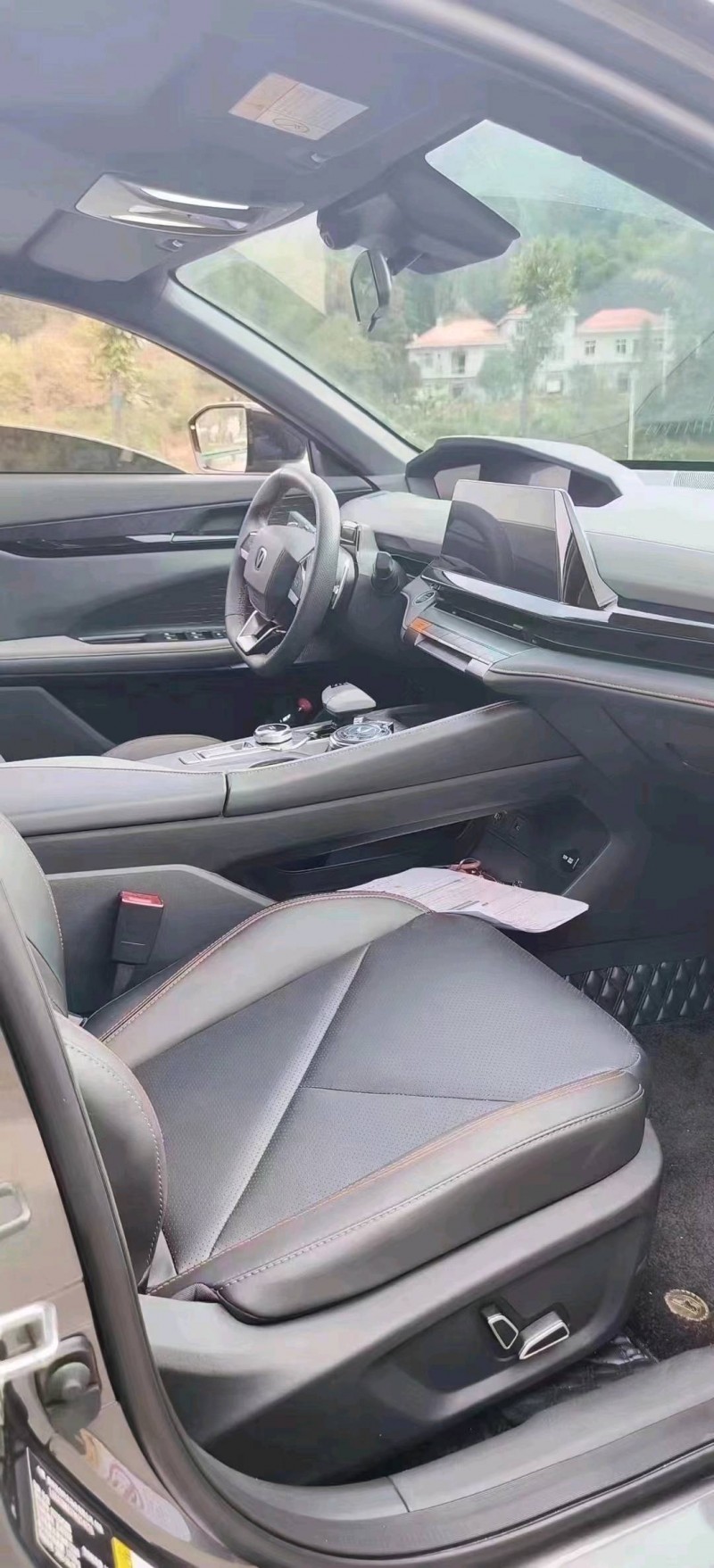 衡阳23年长安汽车UNI-V2