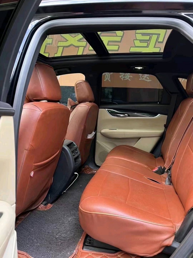 衡阳17年凯迪拉克XT52