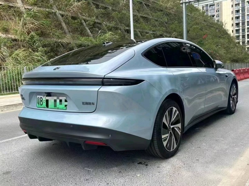 中山23年蔚來ET78