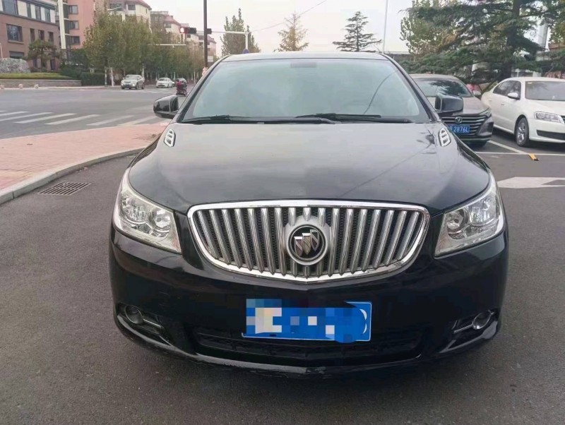 烟台13年别克君越1