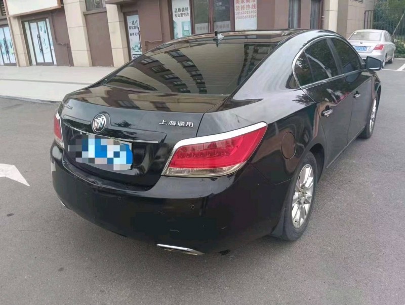 烟台13年别克君越5