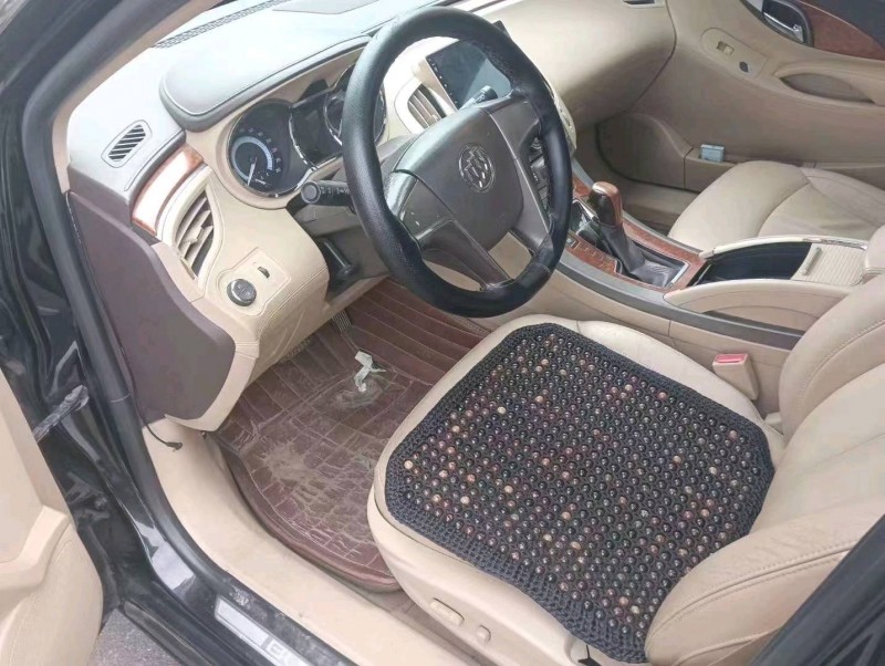 烟台13年别克君越7