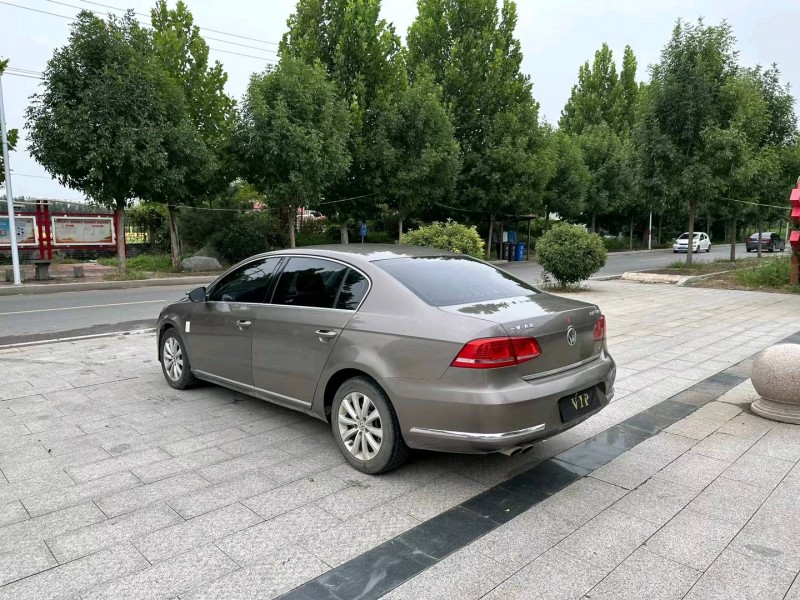 济南16年大众迈腾8