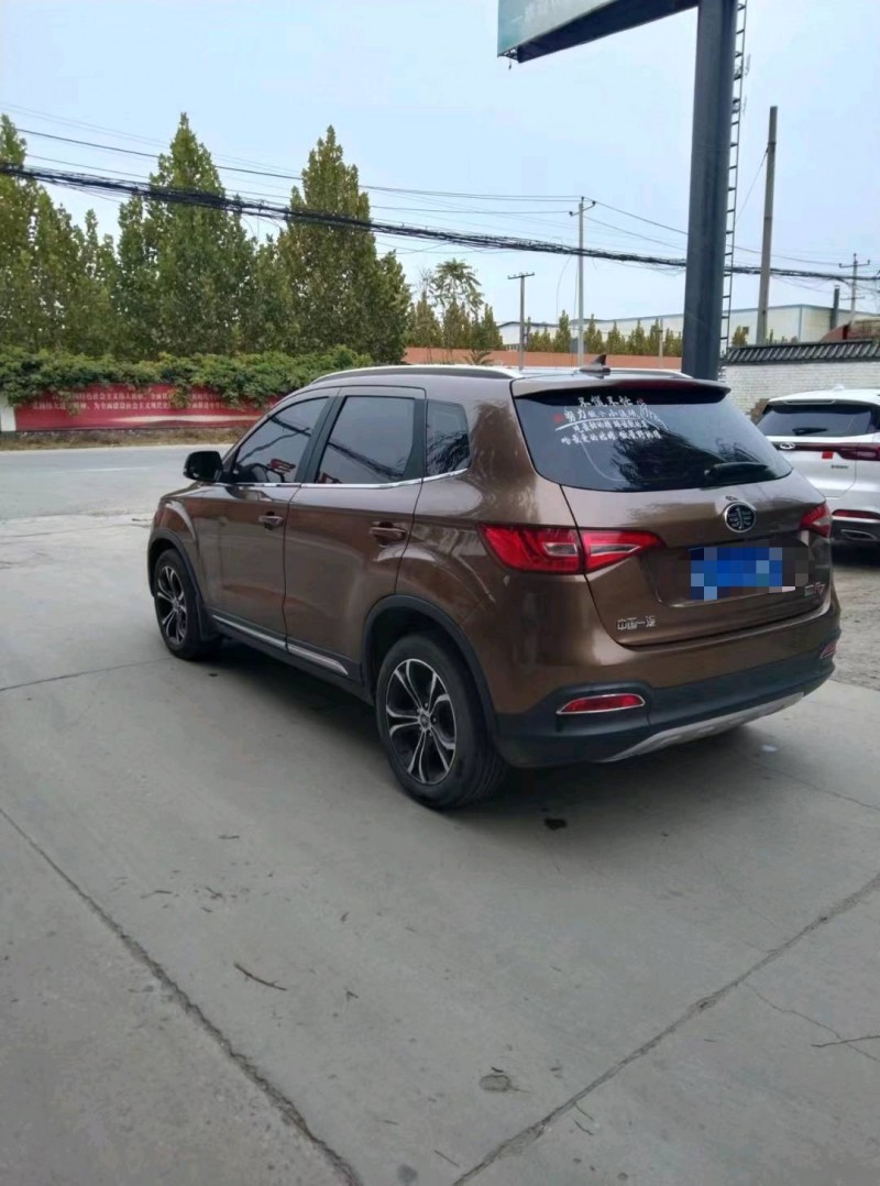 保定18年一汽森雅R76