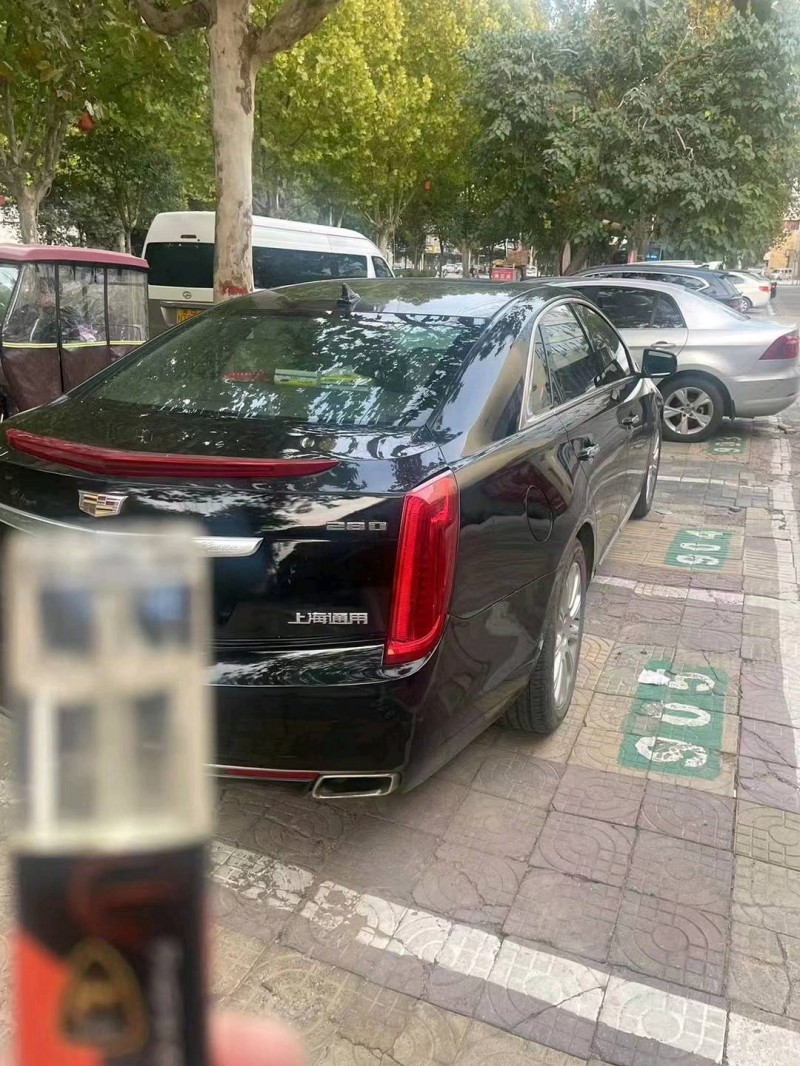 邯郸16年凯迪拉克XTS6