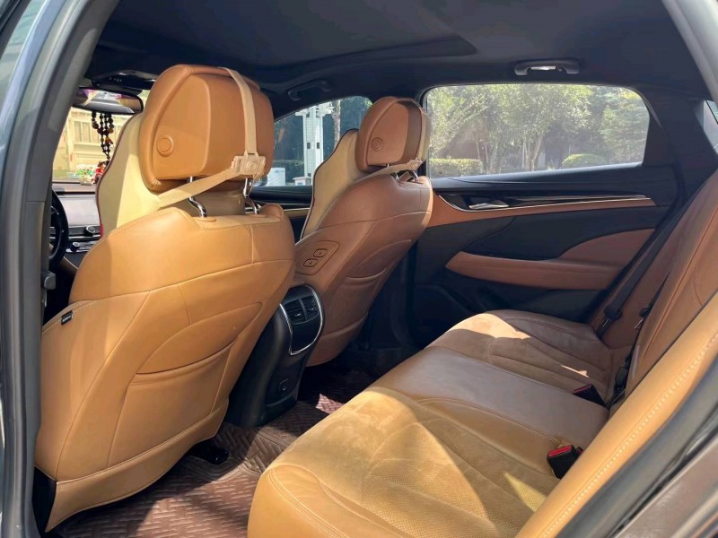 武汉19年别克君越7