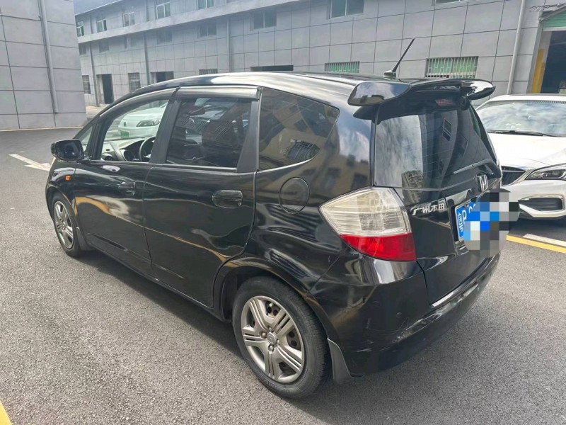深圳08年本田飞度7