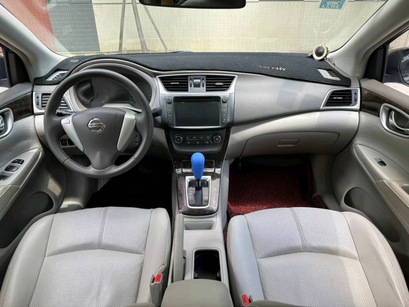 佛山16年日产轩逸6