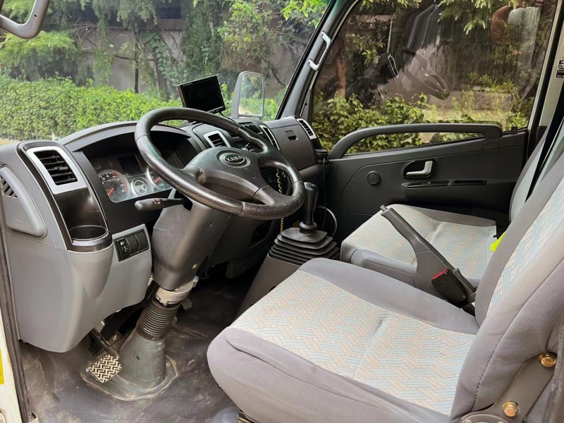 濰坊21年凱馬汽車銳捷EM266