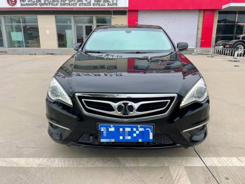 保定16年北汽绅宝D701