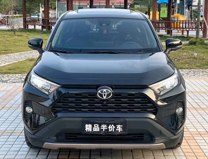 深圳22年丰田RAV4荣放1