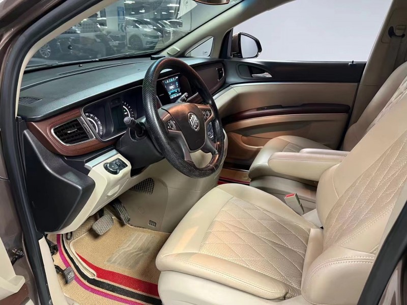 成都19年别克GL86