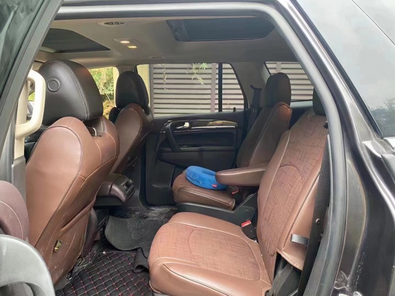 成都16年别克昂科雷5