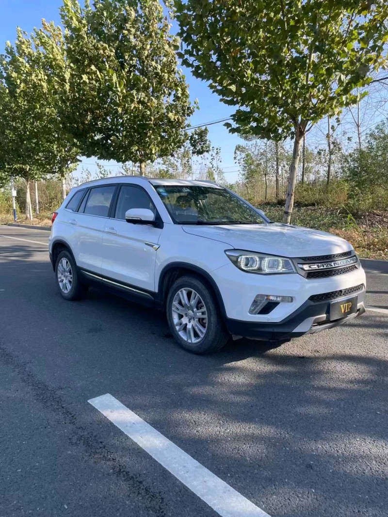 徐州19年长安汽车CS752