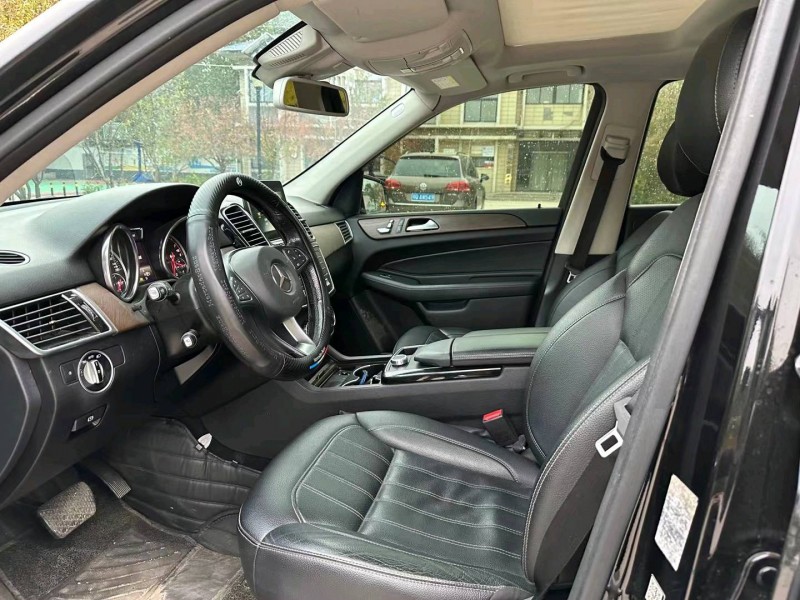 济南16年奔驰GLE3