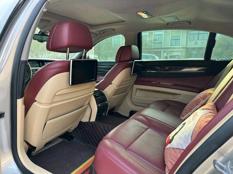 济南14年宝马7系4