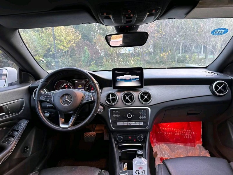 济南18年奔驰CLA5