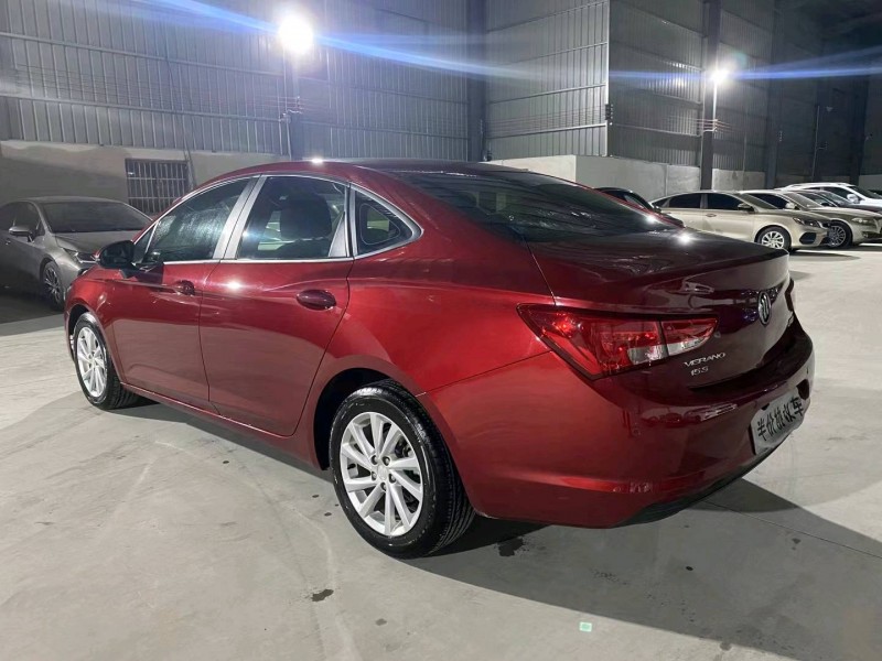 深圳19年别克威朗8