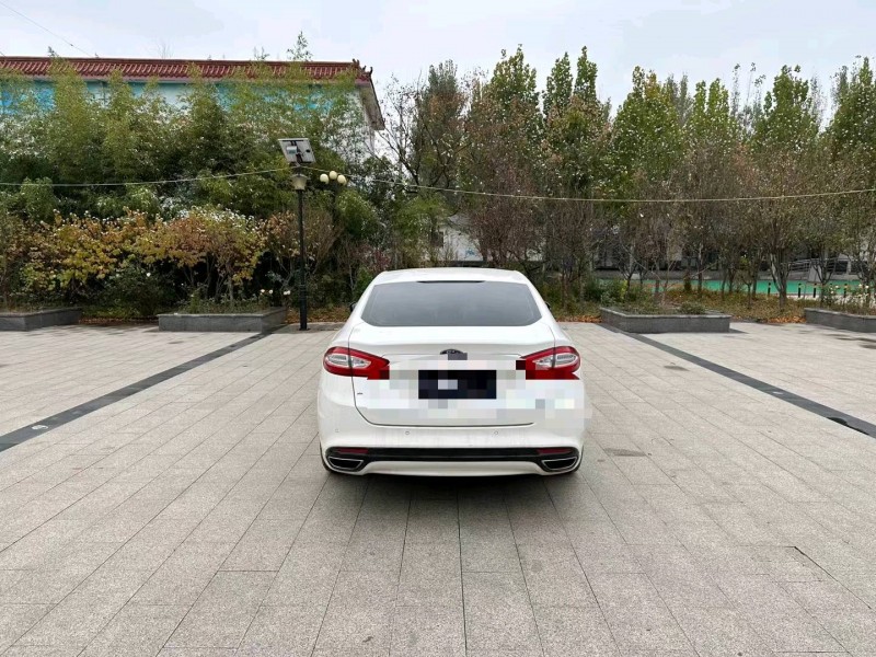 济南16年福特蒙迪欧9