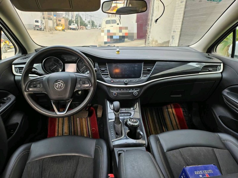 菏泽20年别克威朗6