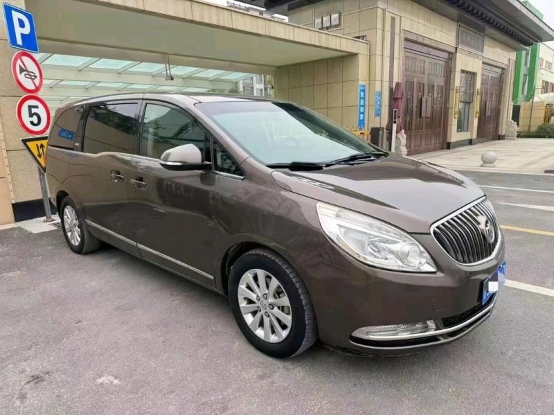 淄博15年别克GL82