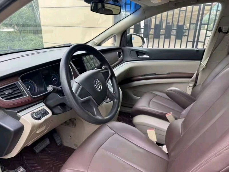 淄博15年别克GL84