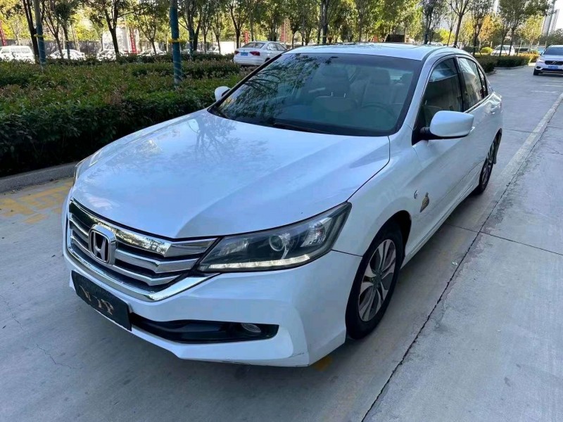 济宁14年本田雅阁6