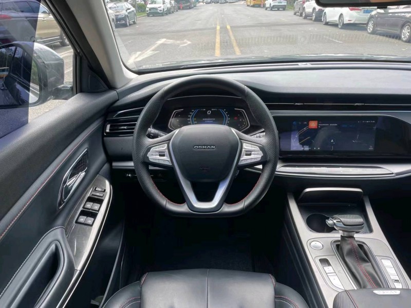 深圳21年长安汽车欧尚6