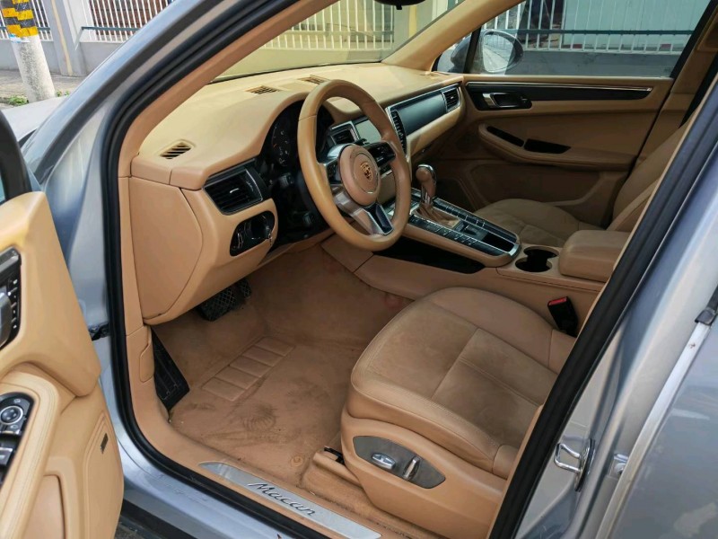 蚌埠15年保時捷Macan5