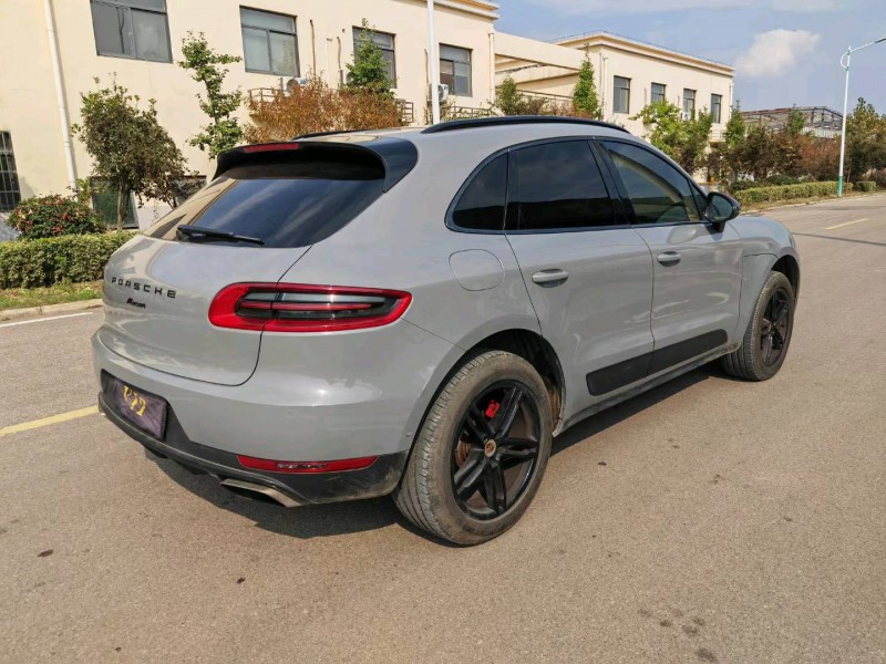 蚌埠15年保時捷Macan7