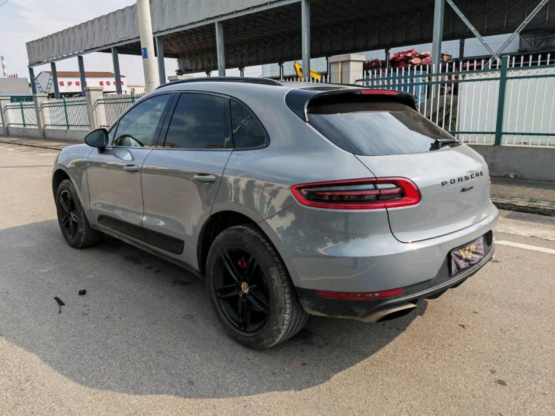 蚌埠15年保時捷Macan8