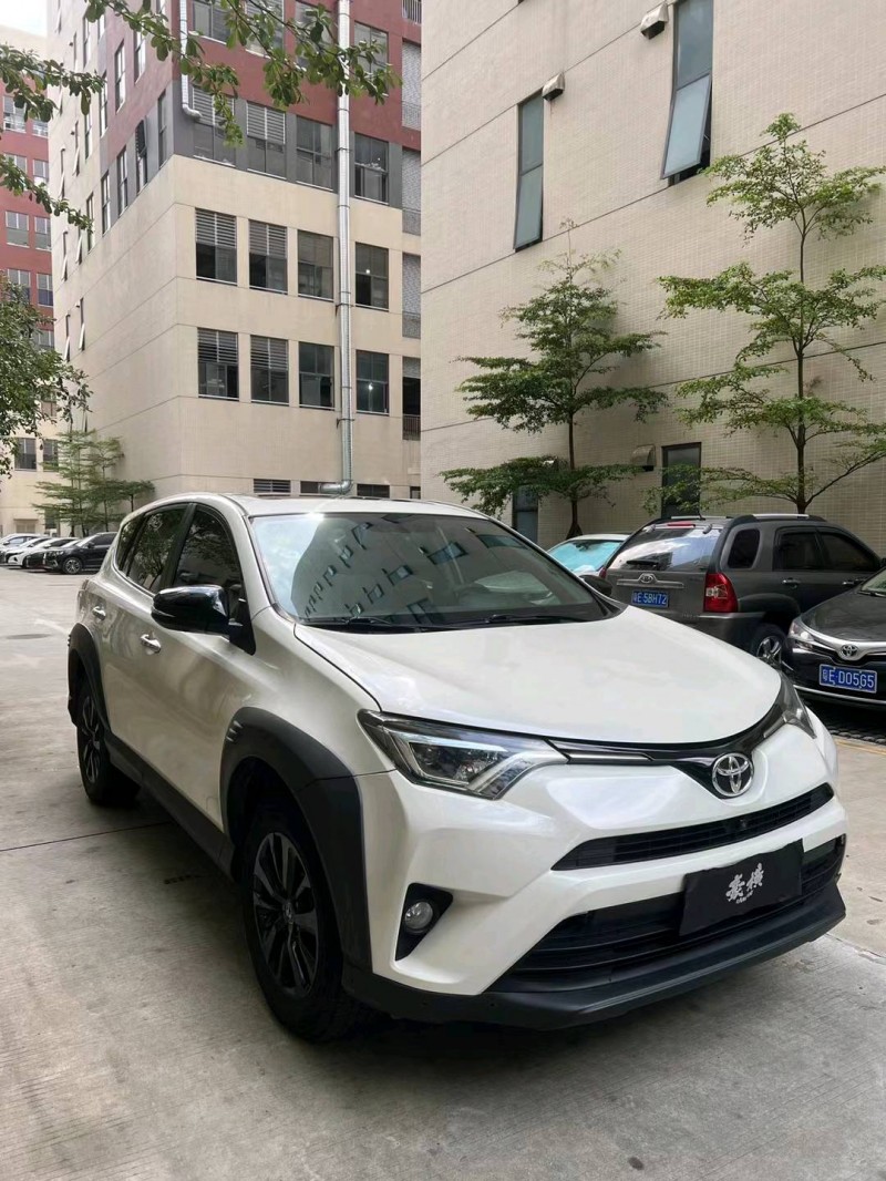 佛山19年丰田RAV4荣放2