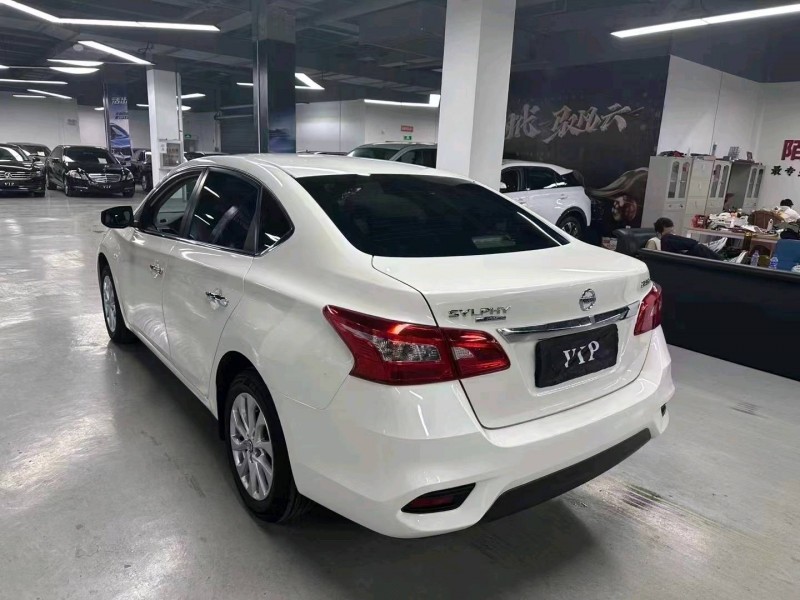曲靖22年日產軒逸3