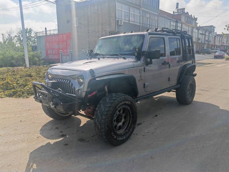 蚌埠16年Jeep牧馬人3