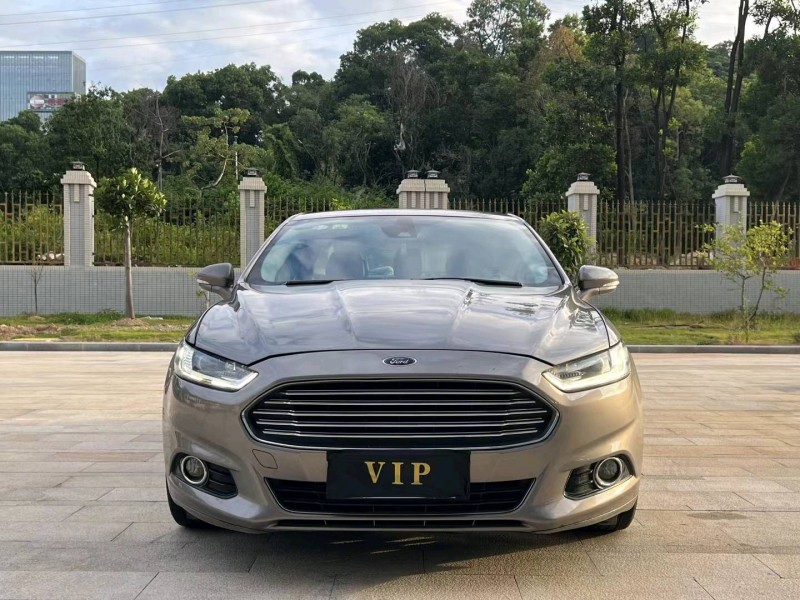 深圳13年福特蒙迪欧1