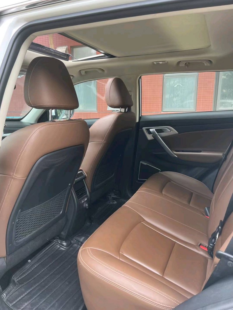 佛山17年吉利博越6