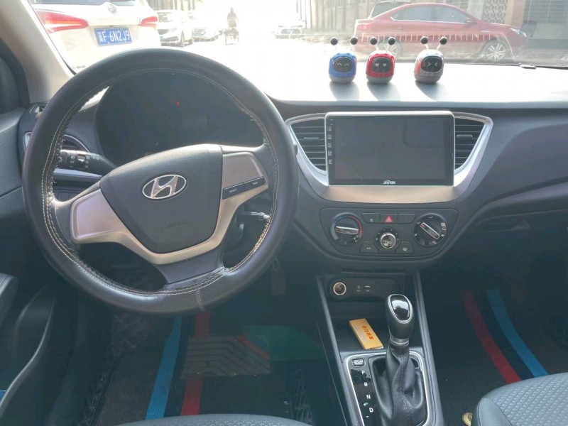 保定19年现代瑞纳6