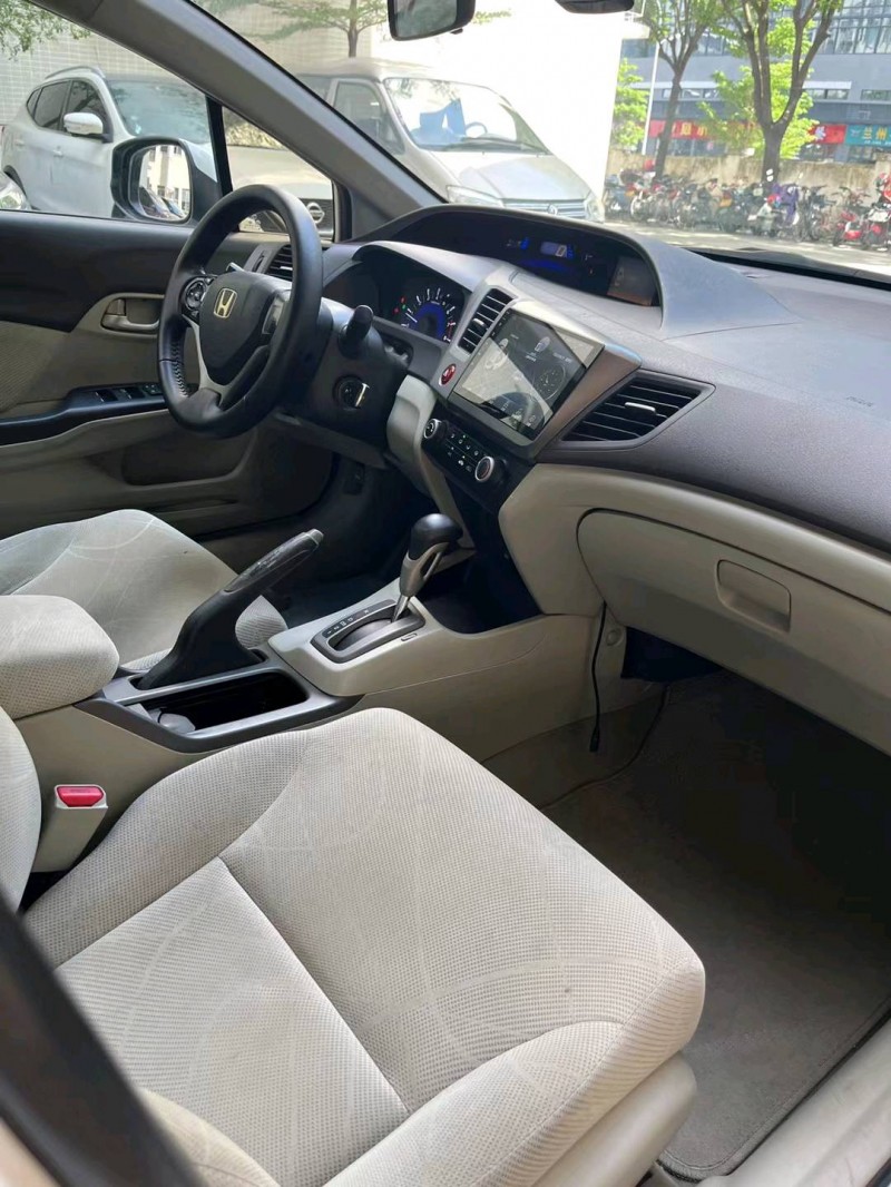 佛山12年本田思域4