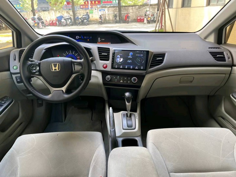 佛山12年本田思域7