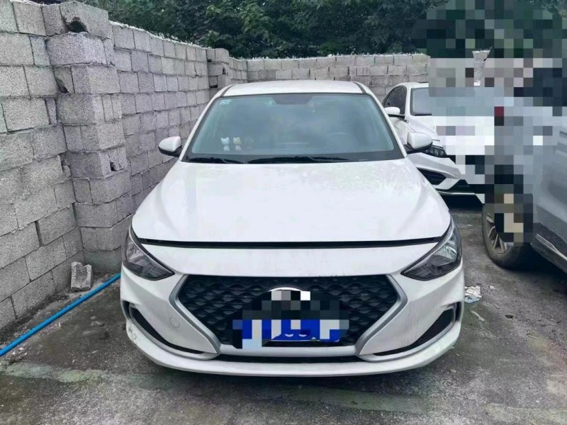 邯郸21年现代悦动1