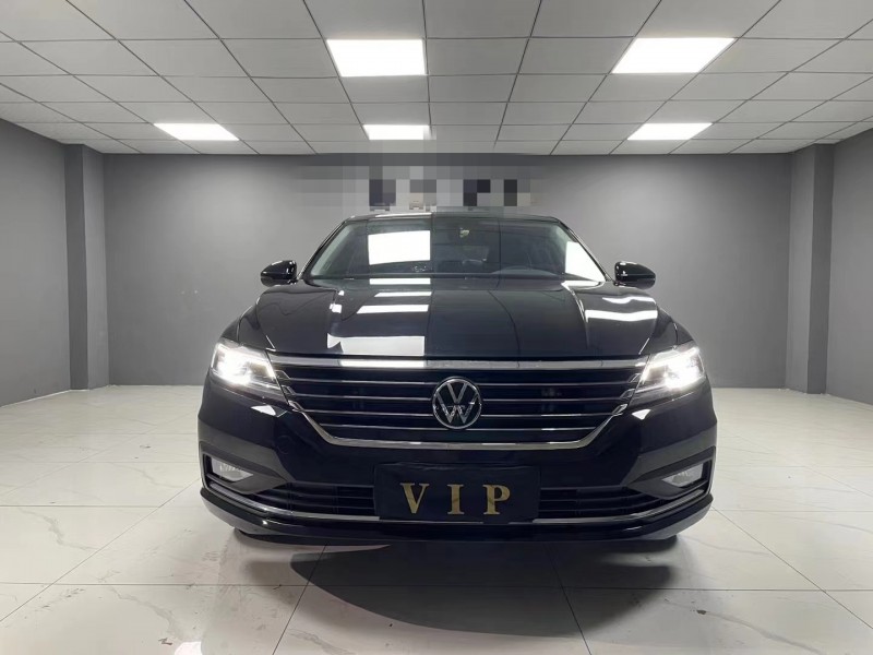 成都22年大众朗逸1