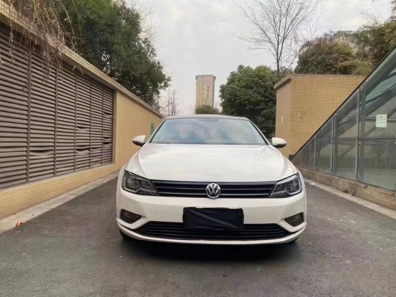 成都16年大众凌渡1