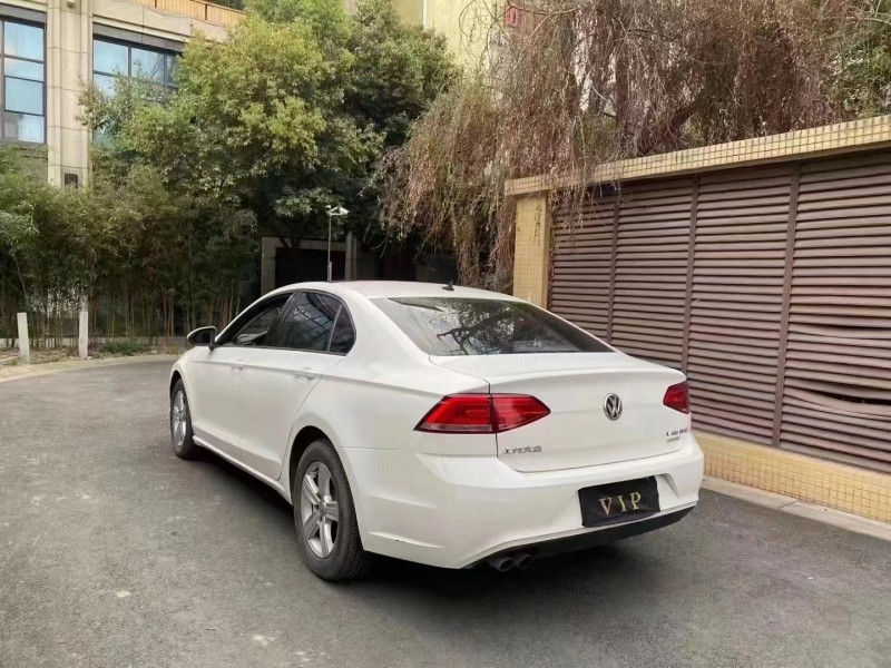 成都16年大众凌渡7