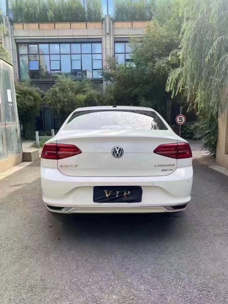 成都22年大众凌渡9