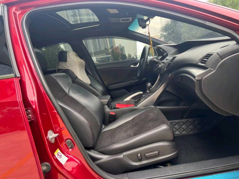 济宁13年本田思铂睿6