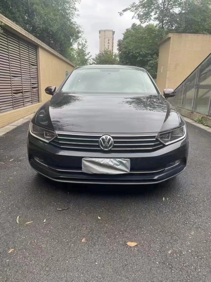 成都18年大众迈腾1