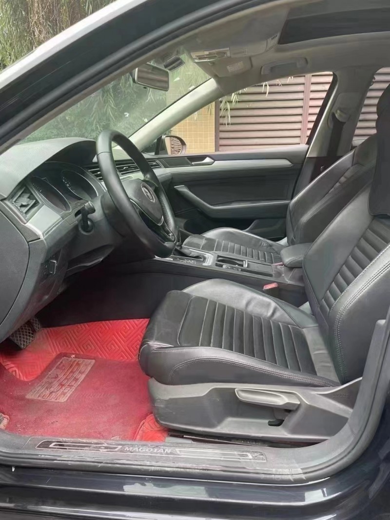 成都18年大众迈腾4