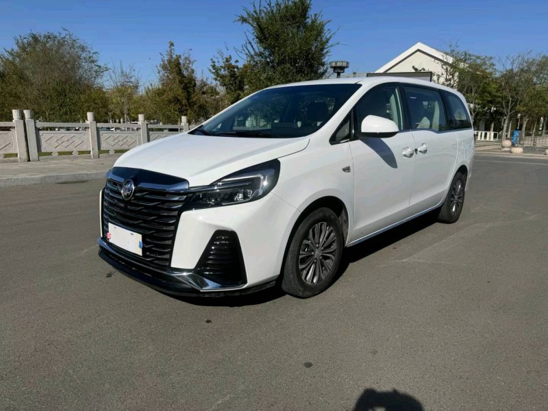 徐州23年别克GL82